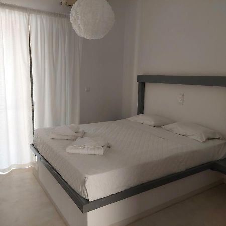 Appartamento Golden Star Praxitelous Agia Marina  Esterno foto