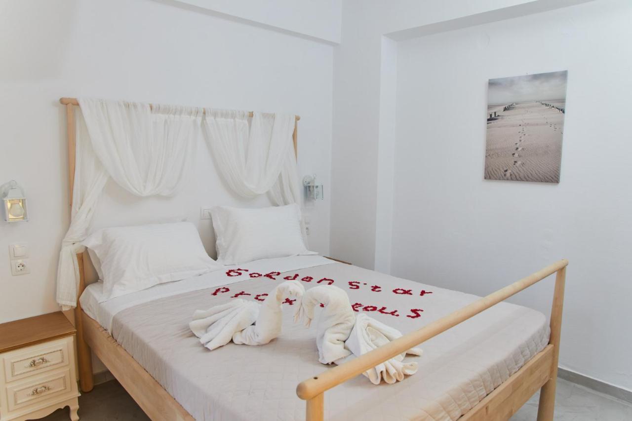 Appartamento Golden Star Praxitelous Agia Marina  Esterno foto