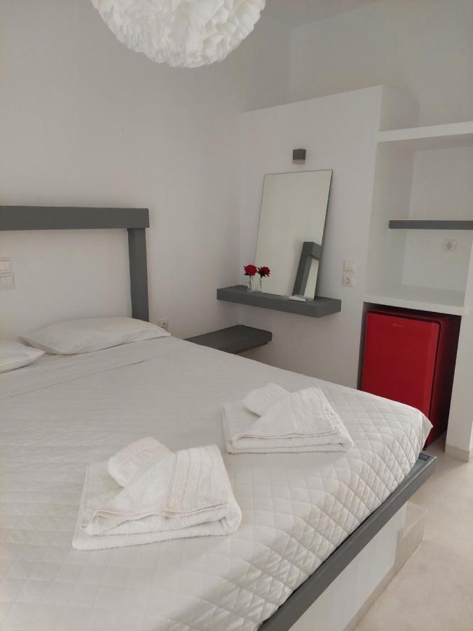 Appartamento Golden Star Praxitelous Agia Marina  Esterno foto