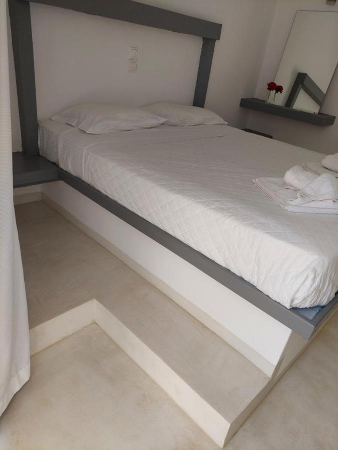 Appartamento Golden Star Praxitelous Agia Marina  Esterno foto