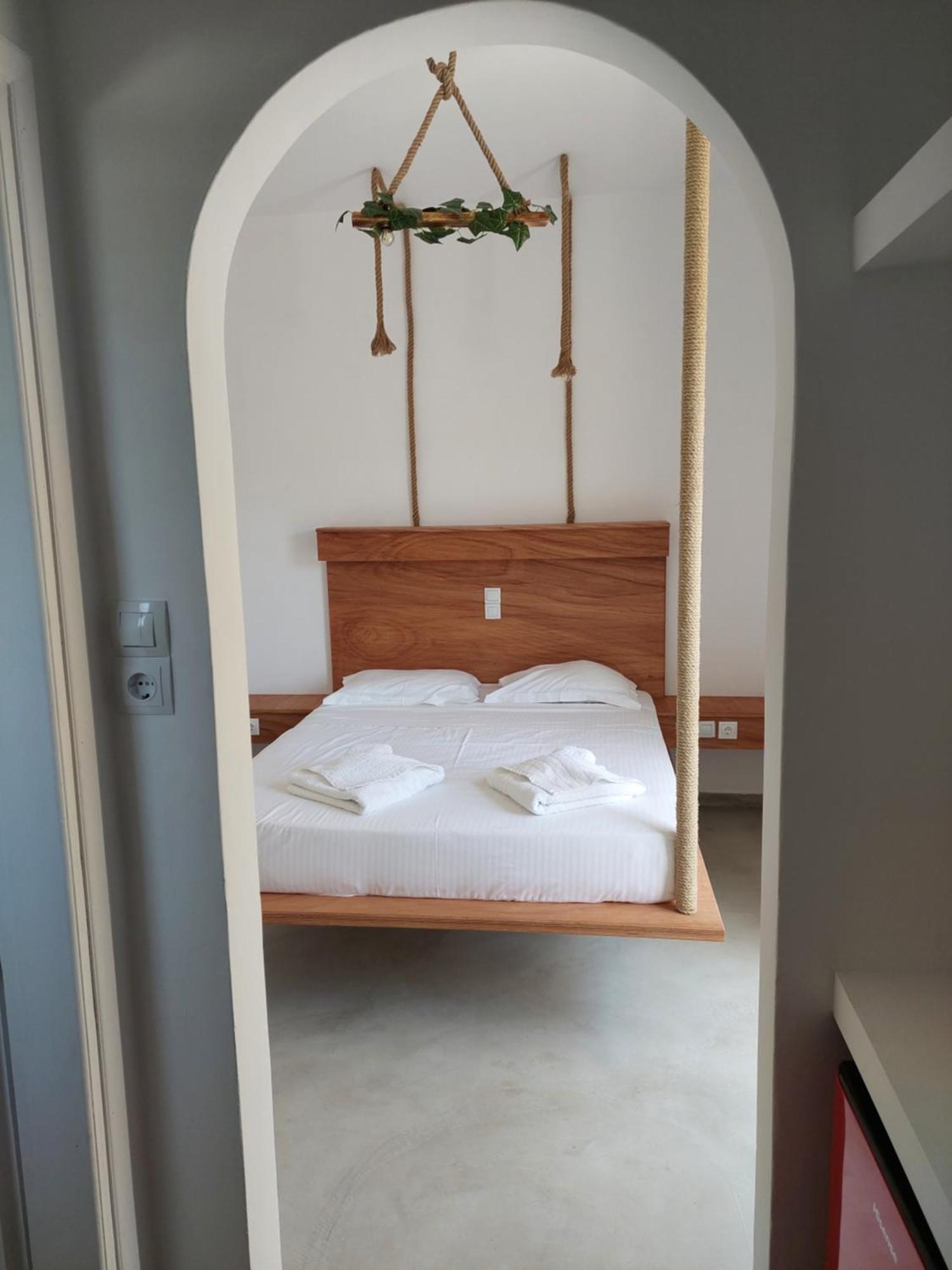 Appartamento Golden Star Praxitelous Agia Marina  Esterno foto
