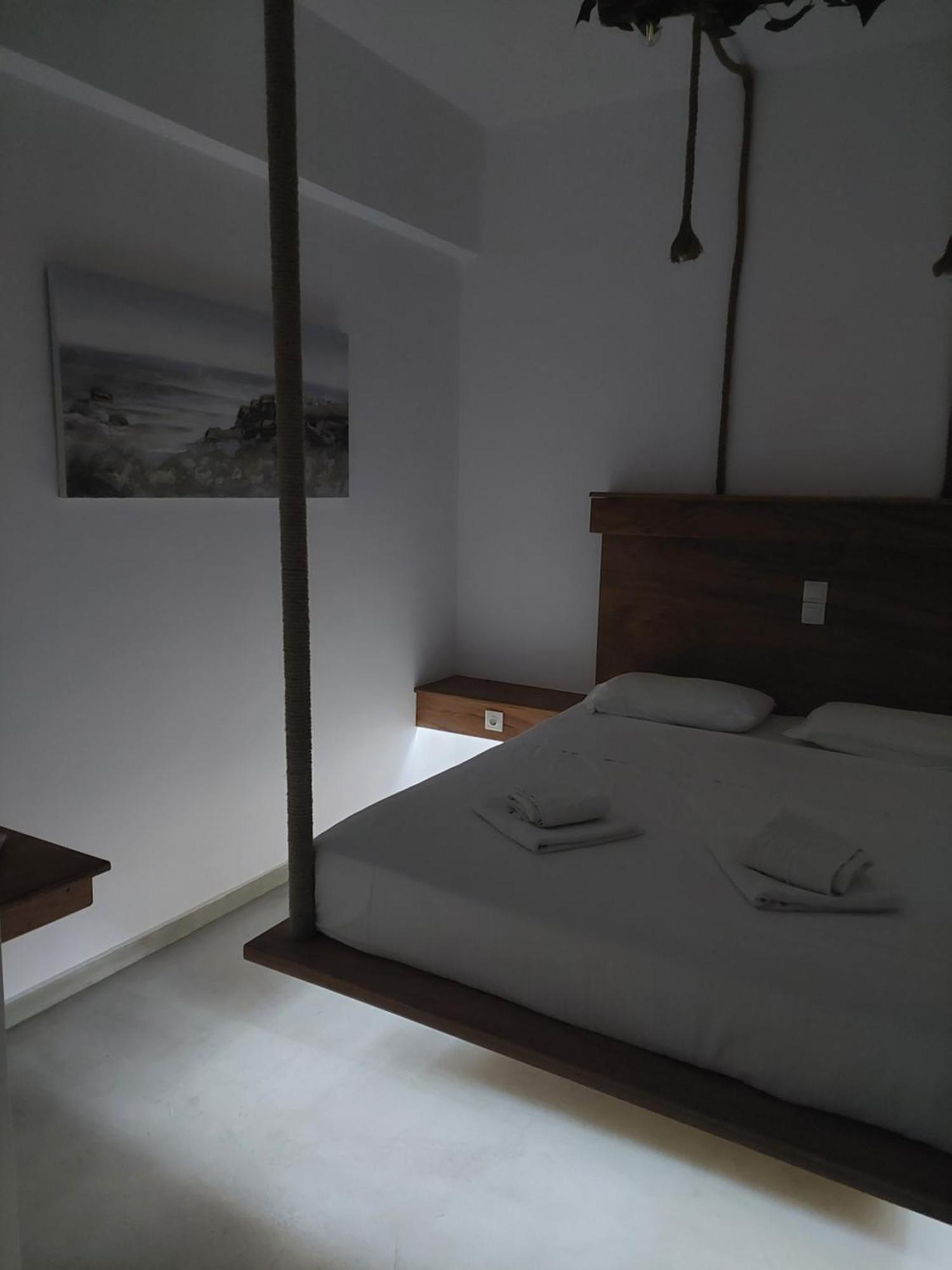 Appartamento Golden Star Praxitelous Agia Marina  Esterno foto