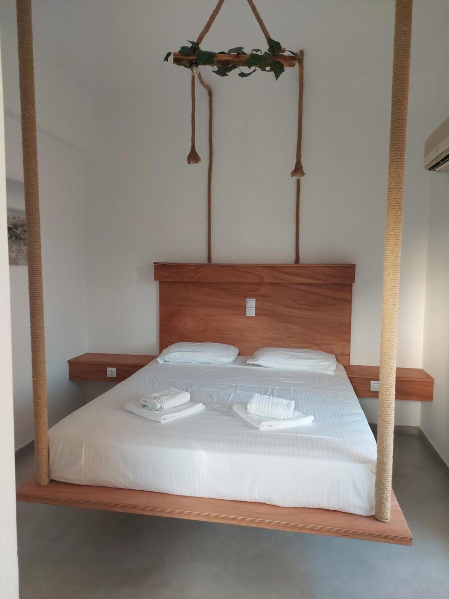 Appartamento Golden Star Praxitelous Agia Marina  Esterno foto