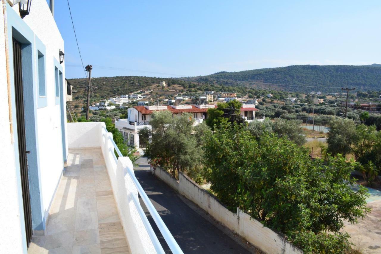 Appartamento Golden Star Praxitelous Agia Marina  Esterno foto