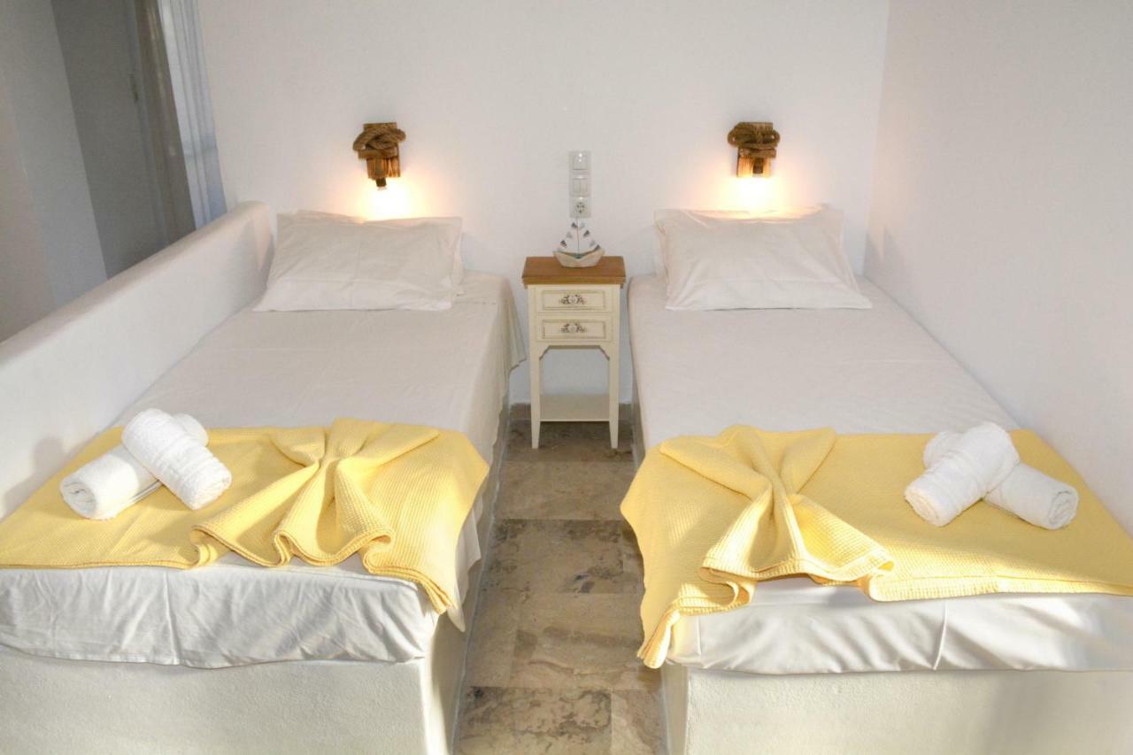 Appartamento Golden Star Praxitelous Agia Marina  Esterno foto